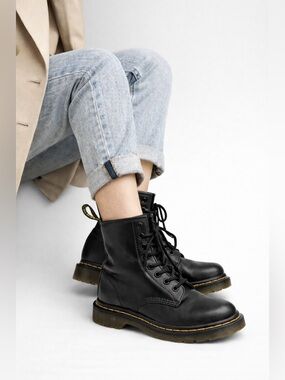 Dr. Martens Pascal Black Leather Boots | NEW Never Worn | Women’s US 6 EU 37